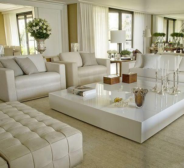 Sala De Estar Minimalista Moderno ~ 22 – Abajur branco compondo com dupla de poltronas na sala de estar Sala De Estar Minimalista Moderno ~ 22 – Abajur branco compondo com dupla de poltronas na sala de estar