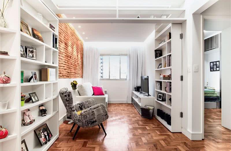50 salas de tv pequenas decoradas para você se inspirar Salas decoradas modernas e simples