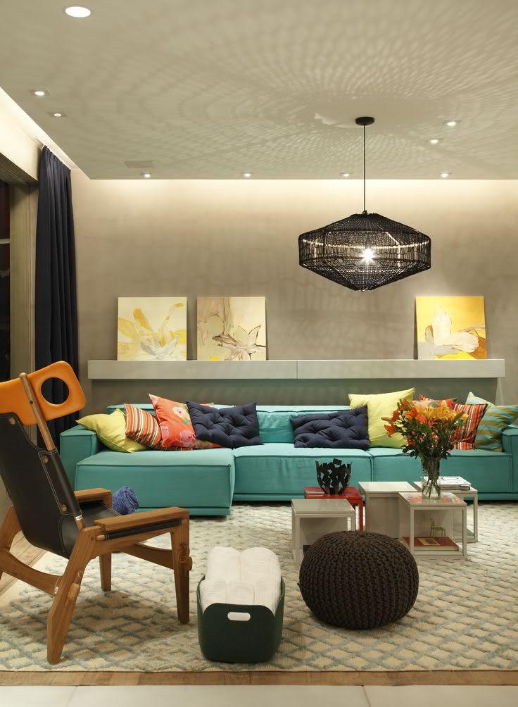 35 – Tapete com desenho de losango em tom suave na sala de estar Sala De Estar Com Detalhes Amarelo ~ 35 – Tapete com desenho de losango em tom suave na sala de estar