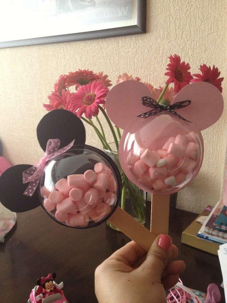 Imagem 23 – Decoração da Minnie para suporte de balas Imagem 23 – Decoração da Minnie para suporte de balas