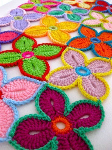 Flores de crochê: 125 modelos, fotos e passo a passo
