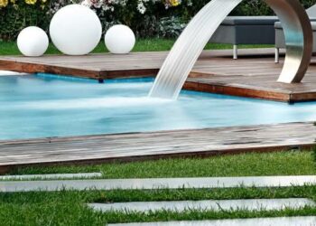 50 cascatas para piscinas com fotos para você se inspirar