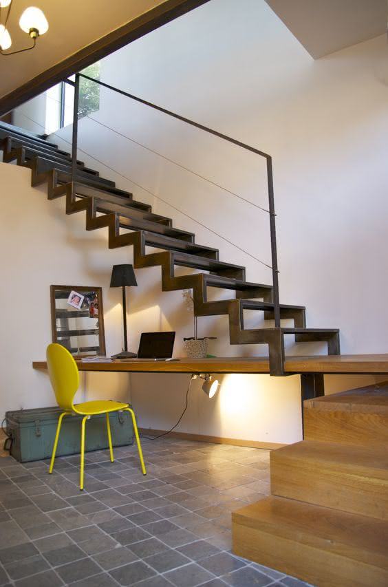 Escadas de madeira modernas para o seu projeto