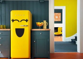 Geladeiras adesivadas: conselhos profissionais para fazer o envelopamento