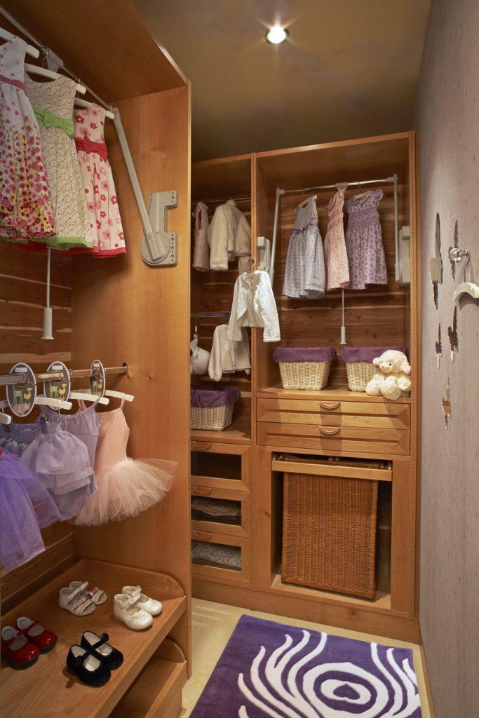 Closet infantil pequeno.