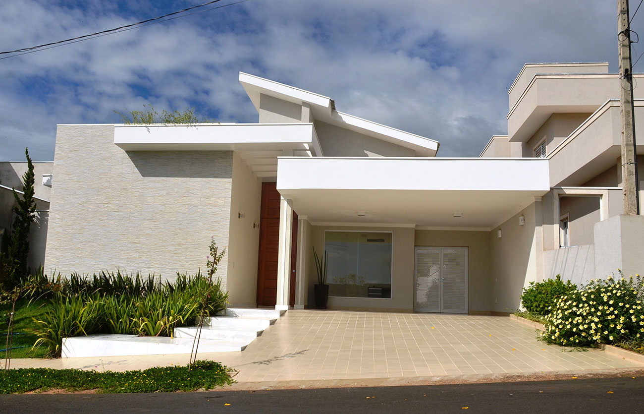 Beautiful Brazilian House Project for Gated Communities