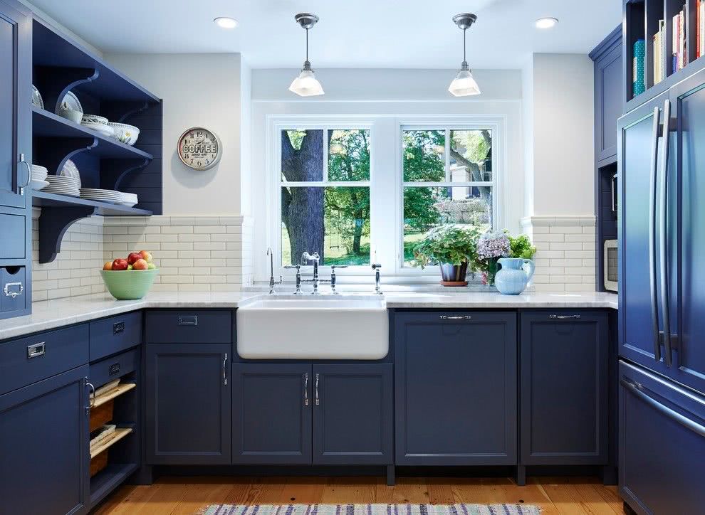 Cozinha com Bancada Azul Turquesa