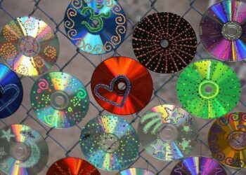 Artesanato com CD: 70 ideias criativas com tutoriais passo a passo