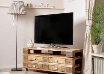 Rack de pallet: 60 inspirações super criativas para colocar em prática