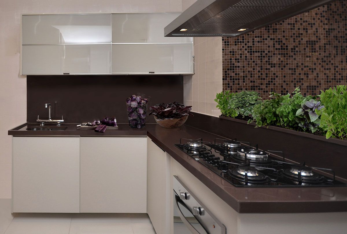 Cozinha com tijolos marrom