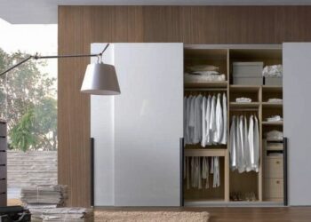 Guarda-roupas planejados e embutidos: ideias e dicas de projetos