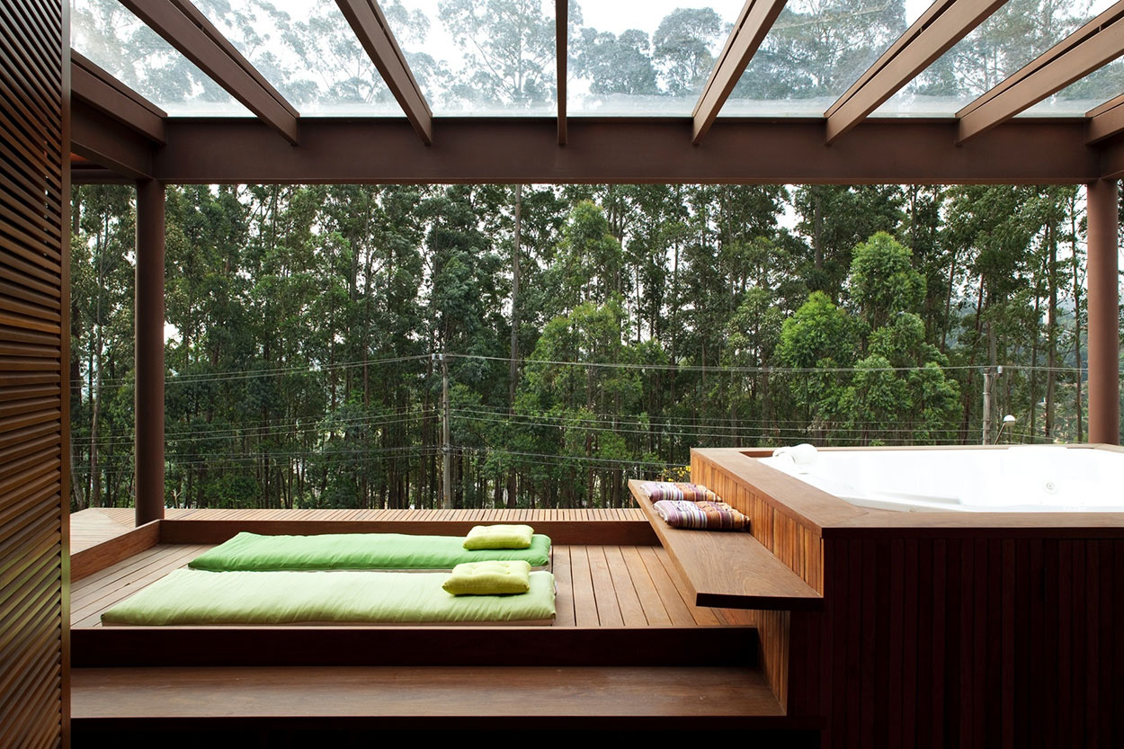 Esteiras e futons criam o espaço perfeito para relaxar!