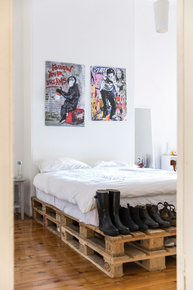 Base para cama com dois pallets de altura