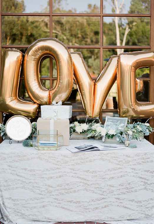 Decoração de casamento dourado: 60 ideias com fotos para se inspirar