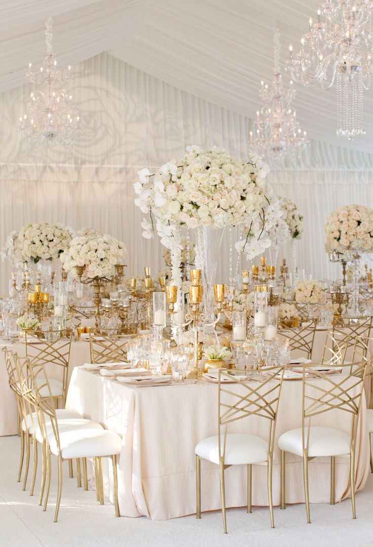 Decoração de casamento dourado: 60 ideias com fotos para se inspirar