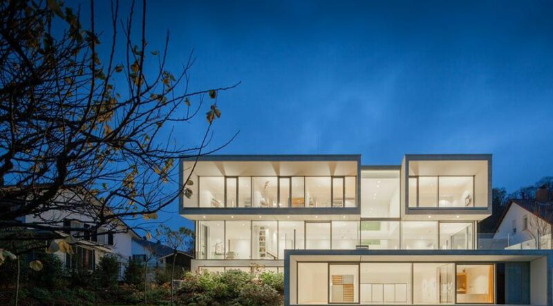 Casas grandes: 54 projetos, fotos e plantas para se Inspirar