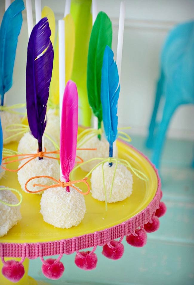 Detalhes dos cakepops para festa cigana