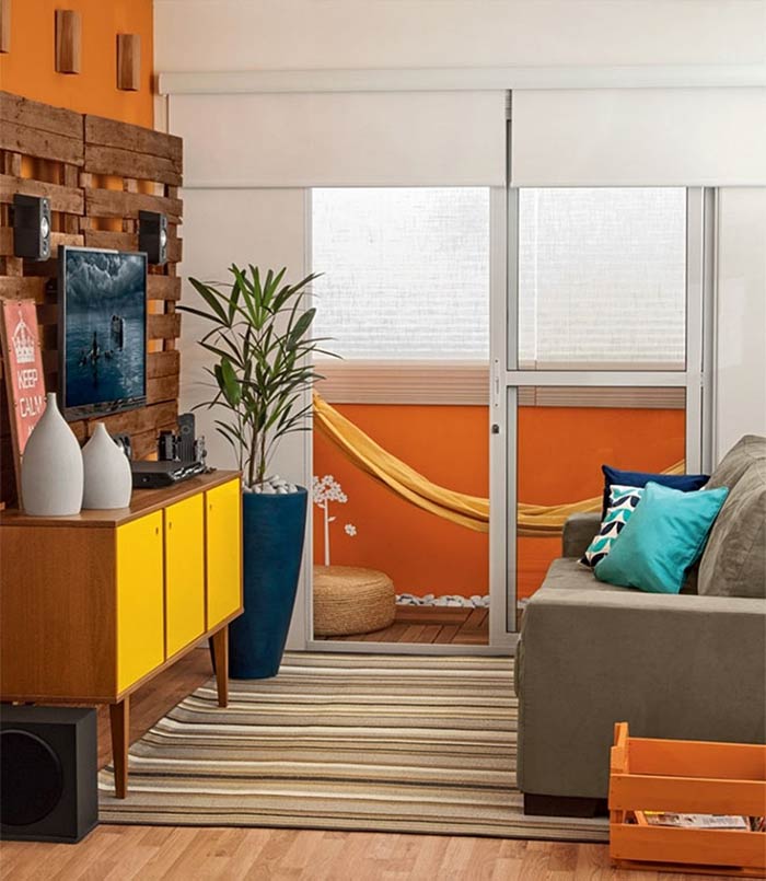 Economize no orçamento com um painel de pallet