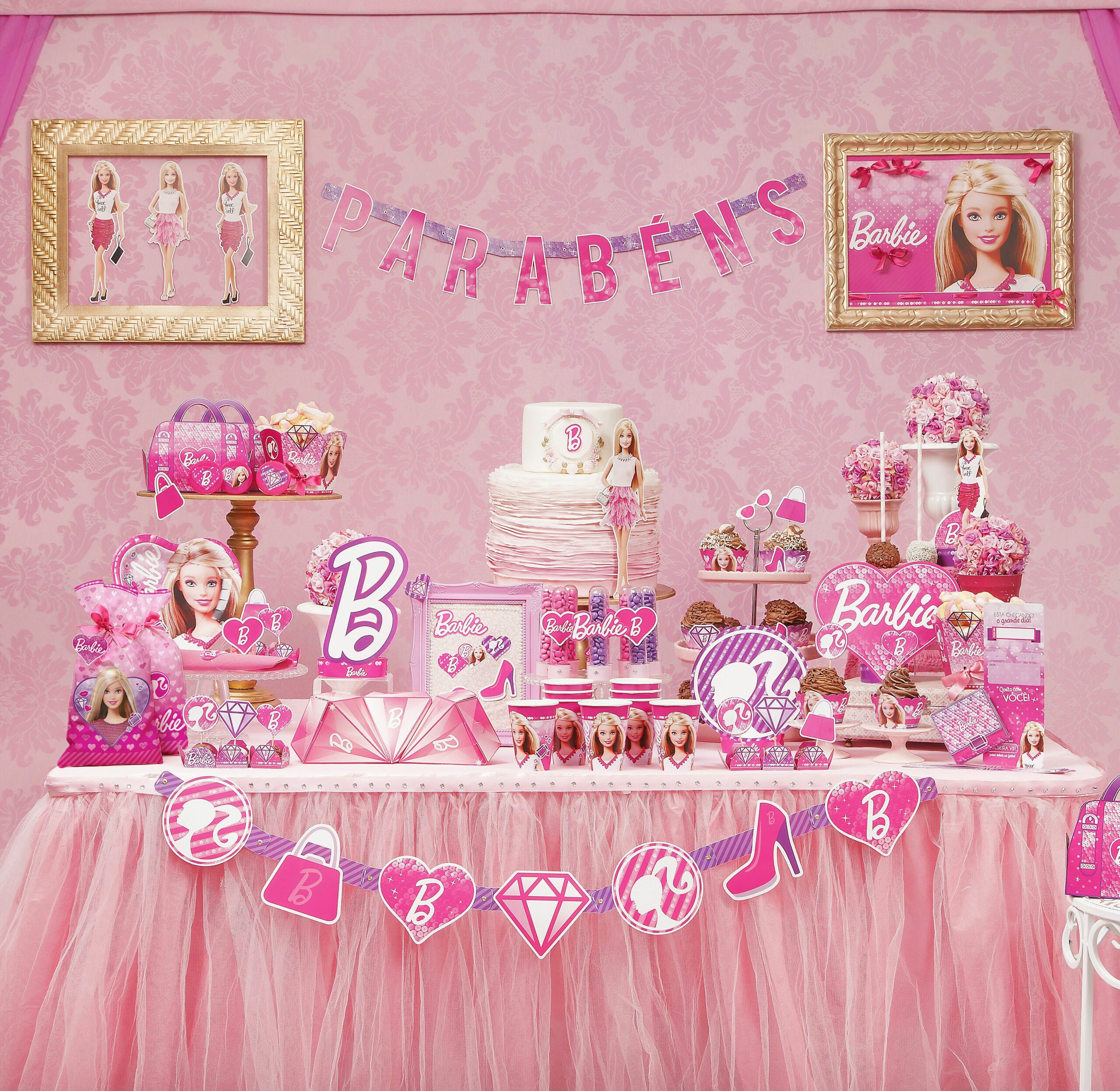 KIT PERSONALIZADOS TEMA BARBIE ESCOLA DE PRINCESAS Festa de aniversário da  barbie, Decoração festa barbie, Aniversário da barbie, jogo barbie escola  de princesa 