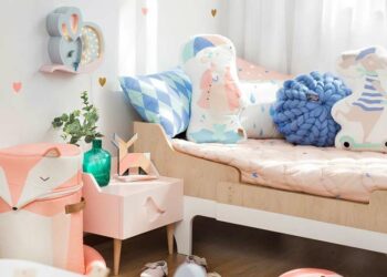 Cama montessoriana: inspirações para inserir o móvel na decoração