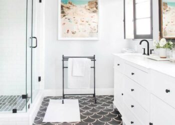 Piso para banheiro: conheça os principais materiais para revestir