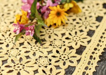 Toalha de crochê: ideias para incrementar na decoração da mesa