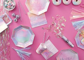 Decoração de festa de 15 anos: descubra ideias apaixonantes