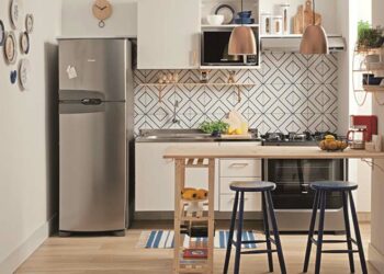 Cozinha planejada pequena: 100 modelos perfeitos para te inspirar