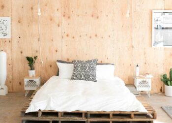 Cama japonesa: vantagens, desvantagens e ideias para decorar seu quarto