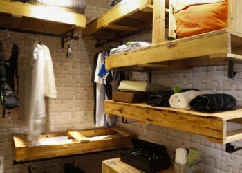 Guarda-roupa de pallet: 50 ideias descoladas para incluir na décor