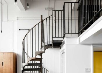 Escada espiral: vantagens e 60 modelos para inspirar seu novo projeto