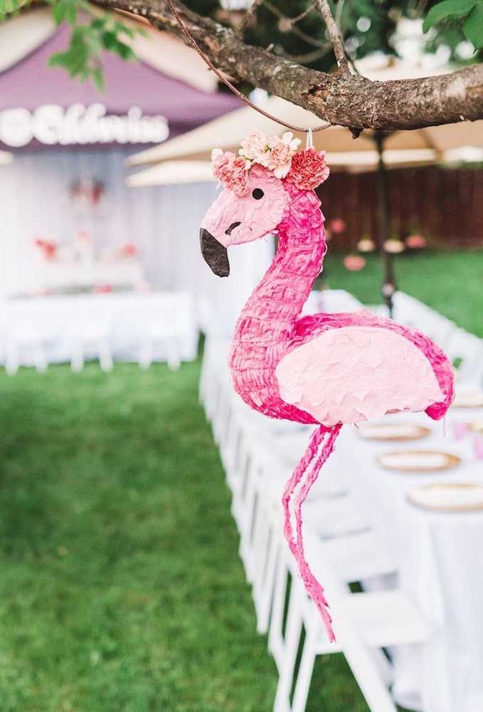 Piñata flamingo