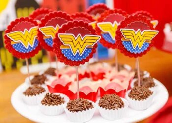 Festa Mulher Maravilha: ideias criativas que salvarão seu aniversário