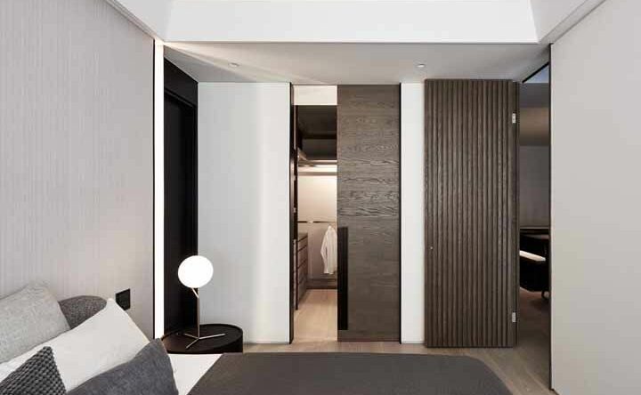 Portas de madeira: veja 60 modelos e dicas para escolher a sua