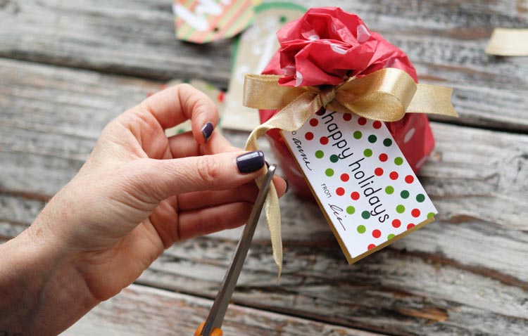Como Fazer Laço de Natal: Passo a Passo e Tutorial em Video Como Fazer Laço de Natal: Passo a Passo e Tutorial em Video