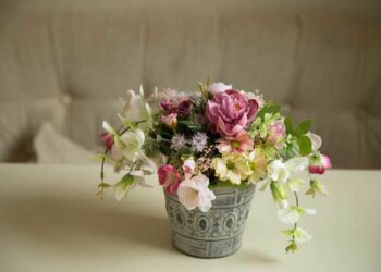 Arranjos de flores artificiais: como fazer, dicas e 60 sugestões lindas