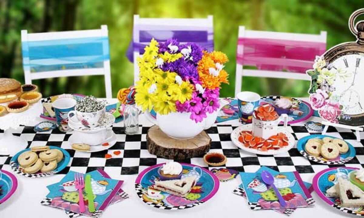 Festa Alice No Pais Das Maravilhas Dicas De Decoracao E Fotos Do Tema Festa Alice No Pais Das Maravilhas Dicas De Decoracao E Fotos Do Tema
