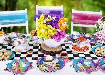 Festa Alice no País das Maravilhas: como organizar e decorar com dicas e fotos