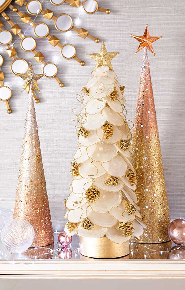 Árvore de Natal Dourada: 60 Fotos Para Decorar com a Cor