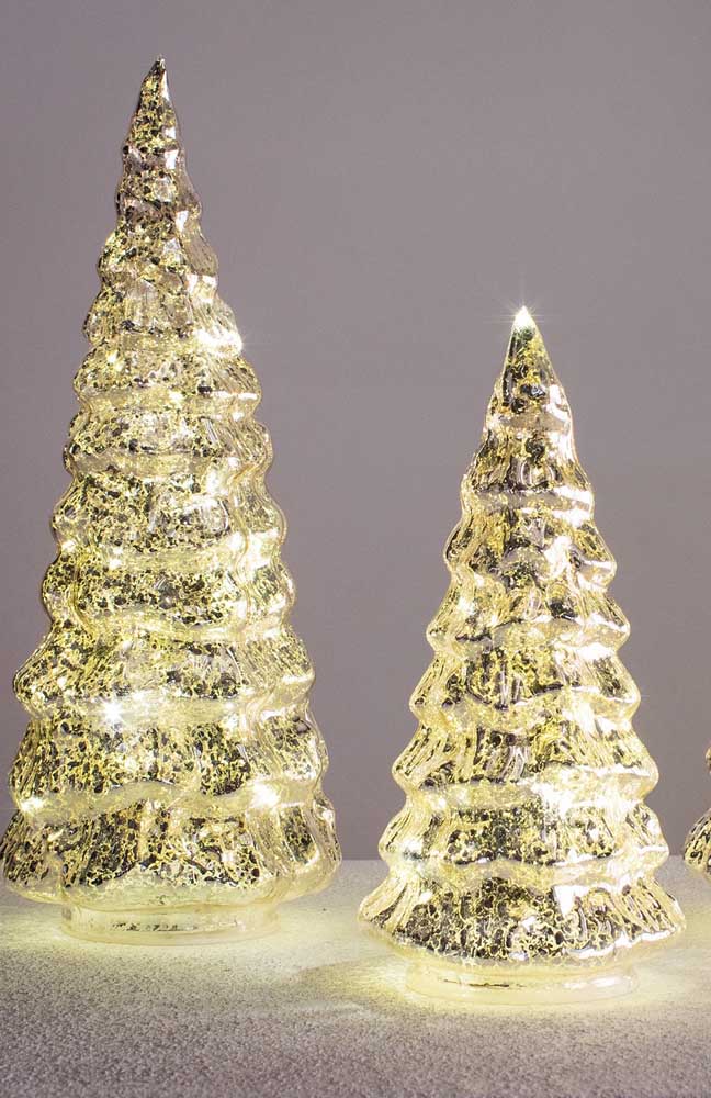 Árvore de Natal Dourada: 60 Fotos Para Decorar com a Cor Árvore de Natal Dourada: 60 Fotos Para Decorar com a Cor