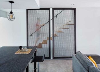 Escadas modernas: principais tipos, materiais e ideias inspiradoras