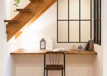 Escrivaninha suspensa: vantagens, como fazer e inspirações