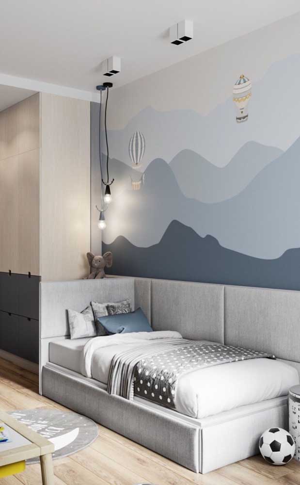 For the children's single rooms bet on decorated walls with playful painting