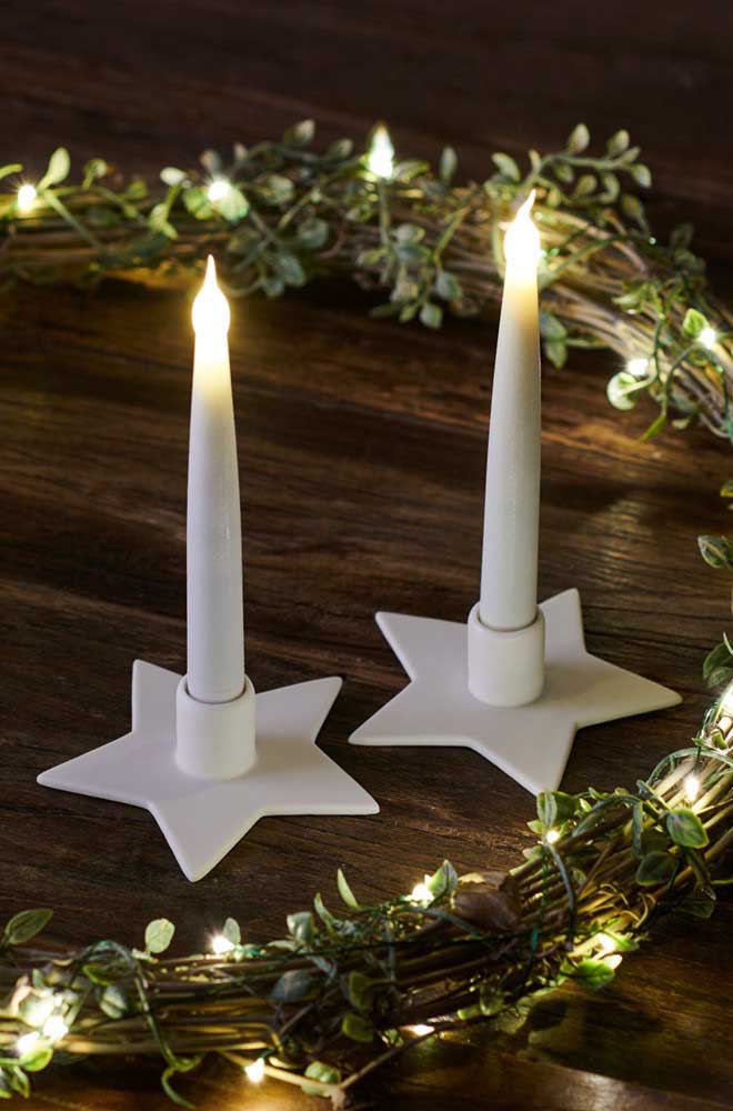 Velas de Natal: Simbologia, Cores, Como Fazer e Fotos Inspiradoras Velas de Natal: Simbologia, Cores, Como Fazer e Fotos Inspiradoras
