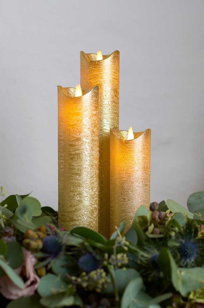 Velas de Natal: Simbologia, Cores, Como Fazer e Fotos Inspiradoras Velas de Natal: Simbologia, Cores, Como Fazer e Fotos Inspiradoras