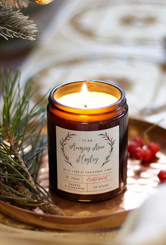 Velas de Natal: Simbologia, Cores, Como Fazer e Fotos Inspiradoras Velas de Natal: Simbologia, Cores, Como Fazer e Fotos Inspiradoras