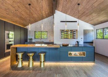 Cozinha grande: projetos sensacionais com dicas de especialistas