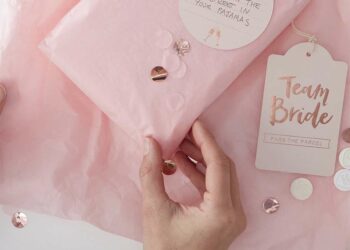 Brincadeiras de chá de panela: 60 ideias para você experimentar