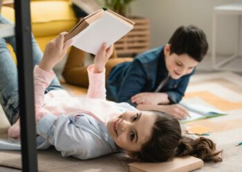 Crianças em casa: veja dicas para passar pela quarentena