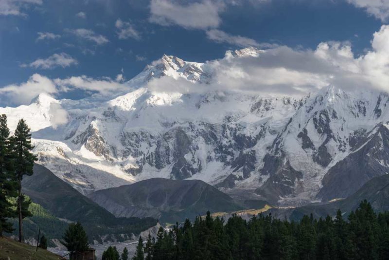 As 10 Maiores Montanhas do Mundo por Altitude e por Continentes As 10 Maiores Montanhas do Mundo por Altitude e por Continentes